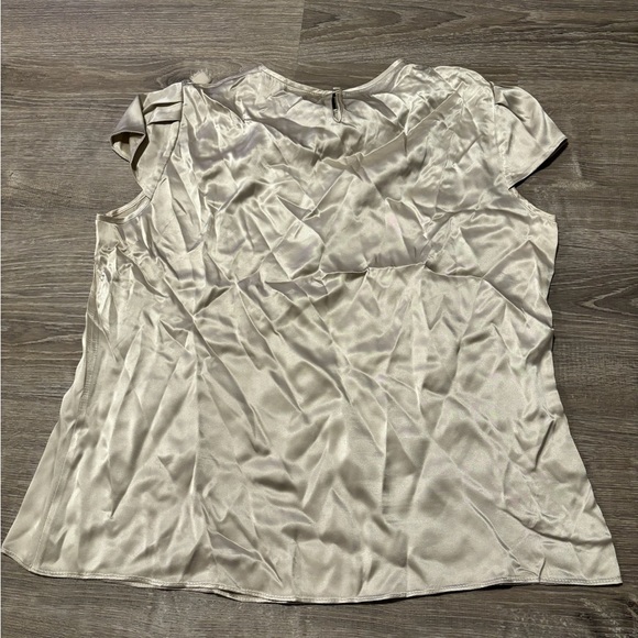 Caroline Herrera Top - Picture 2 of 3